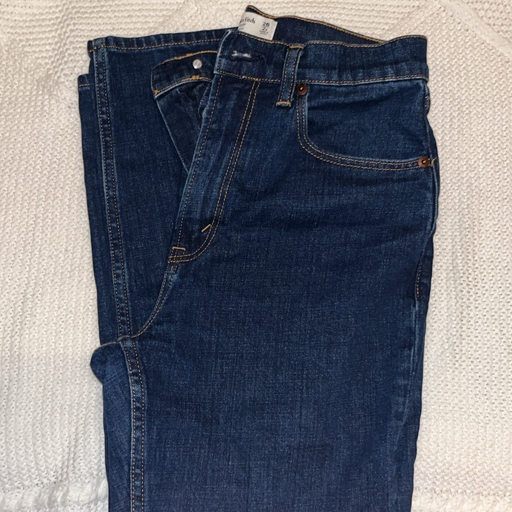 ABERCROMBIE AND FITCH THE ANKLE STRAIGHT ULTRA HIGH RISE JEANS 26s - Picture 3 of 3